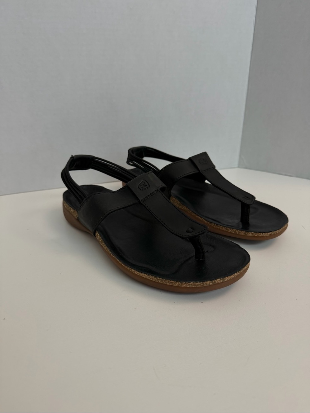 Keen Sandal Dauntless Posted Thong Leather Cork Comfort Travel Beach Blac